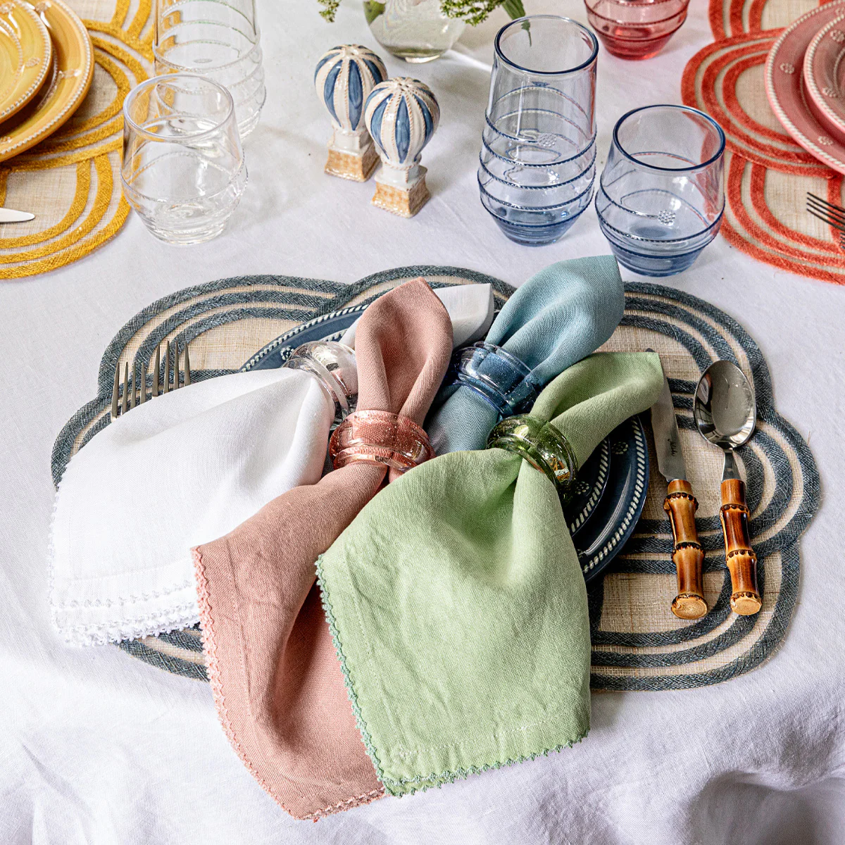 Berry Scallop Napkin Set/4 - White - Image 6