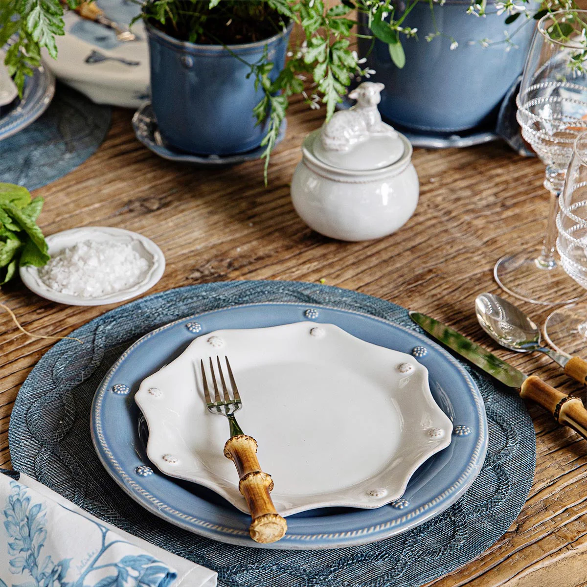 Berry & Thread 16pc Place Setting - Chambray - Image 2
