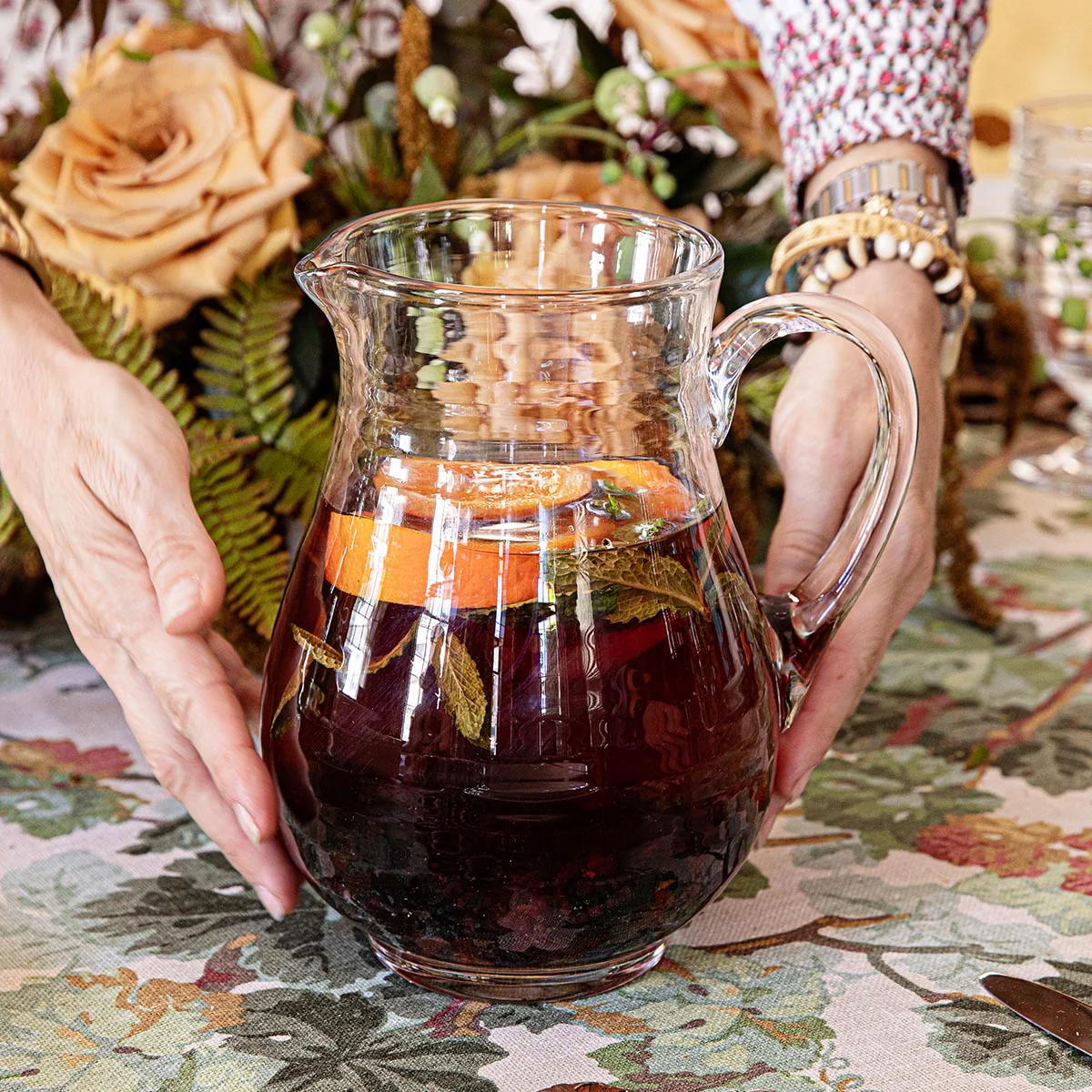 Bilbao Glass Pitcher - Image 3