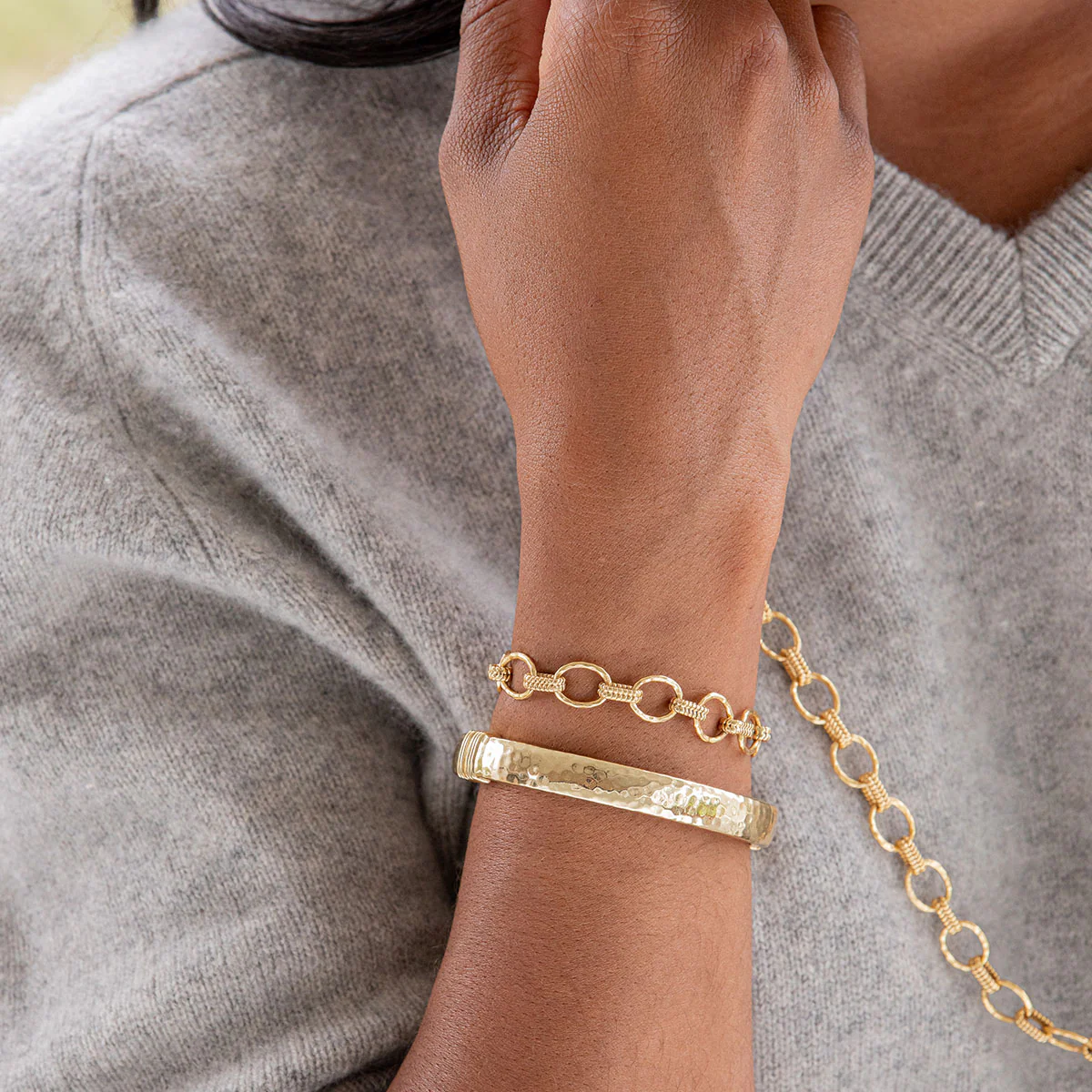 Cleopatra Small Link Bracelet, 7+1.5" - Gold - Image 2