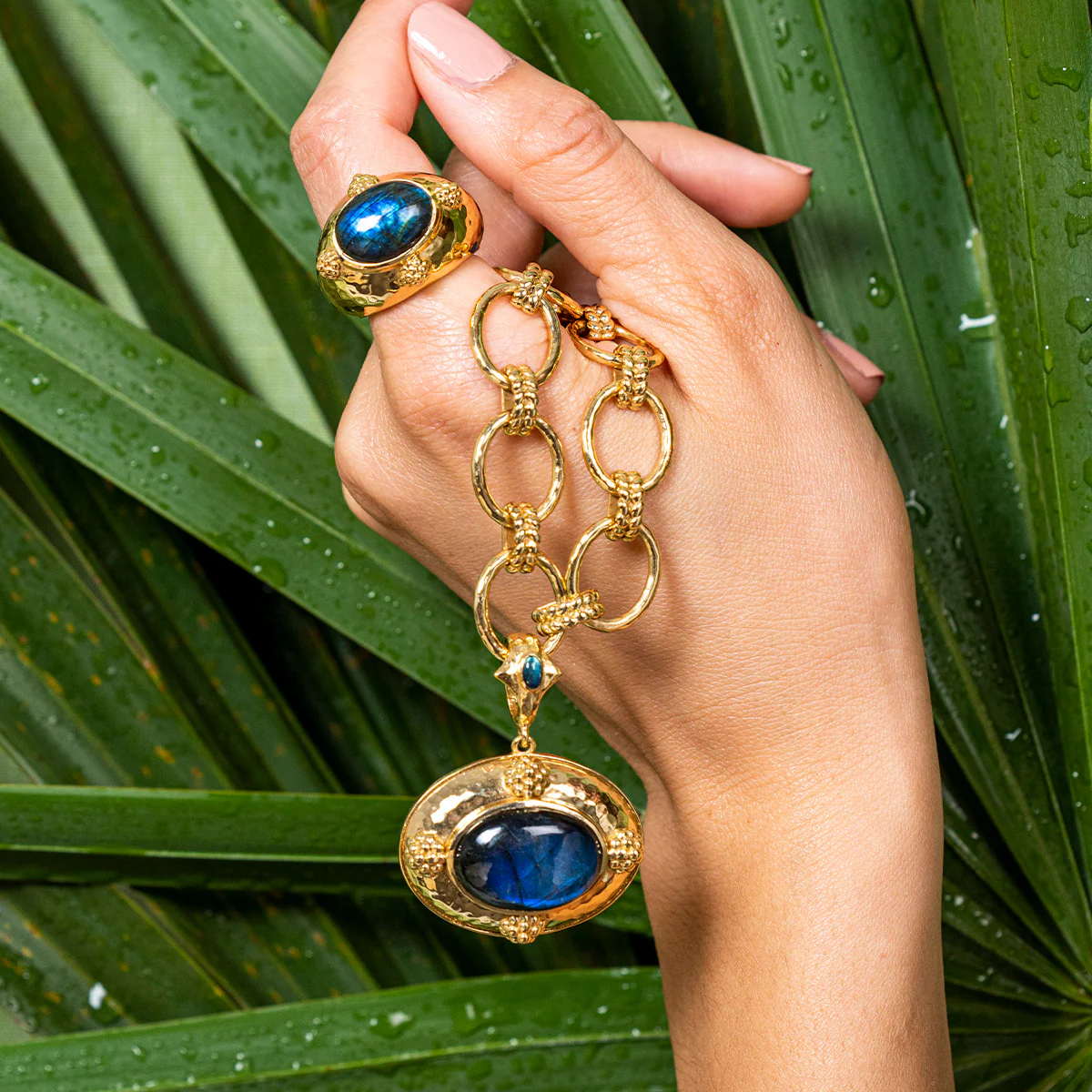 Cleopatra Oval Ring - Gold/Blue Labradorite - Size 8 - Image 7