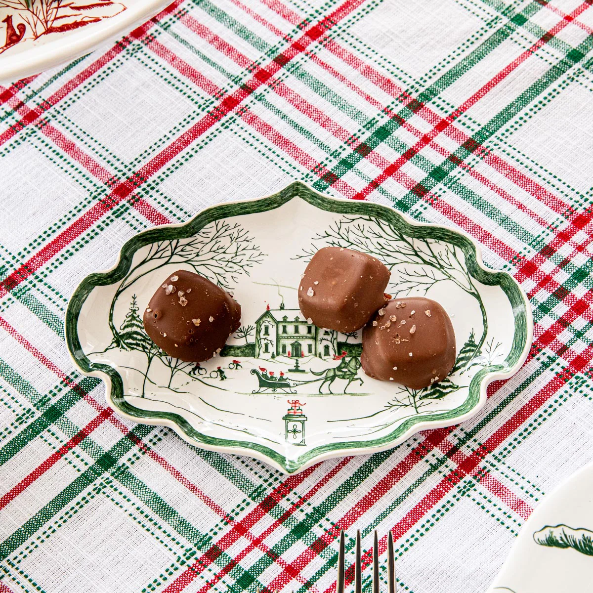 Country Estate Winter Frolic 7" Tray- Evergreen - Image 4