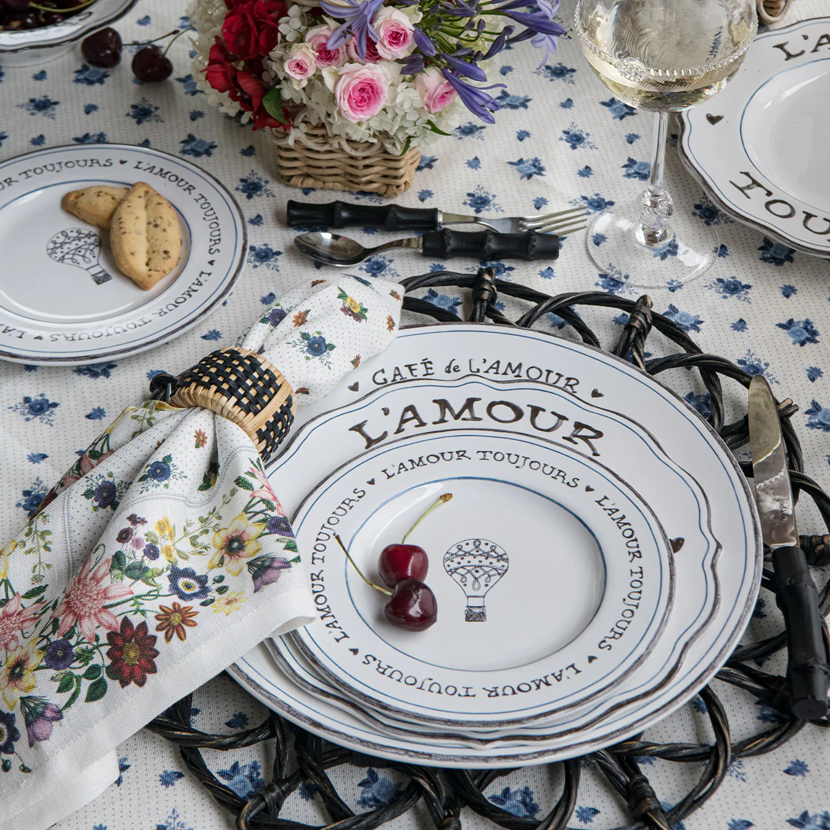 L'Amour Toujours 16pc Place Setting - Image 2
