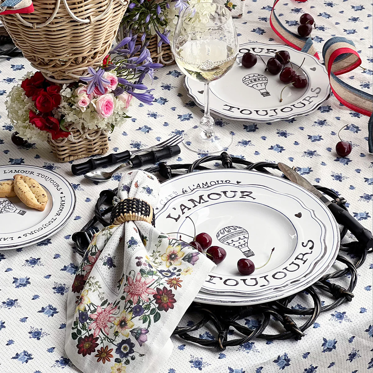 L'Amour Toujours 16pc Place Setting - Image 3