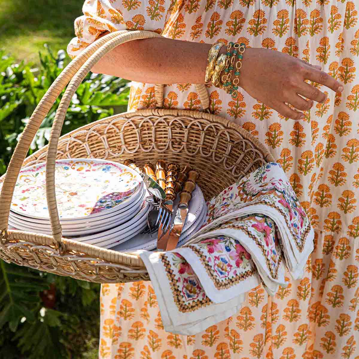 Provence Rattan Gathering Basket - Whitewash - Image 4
